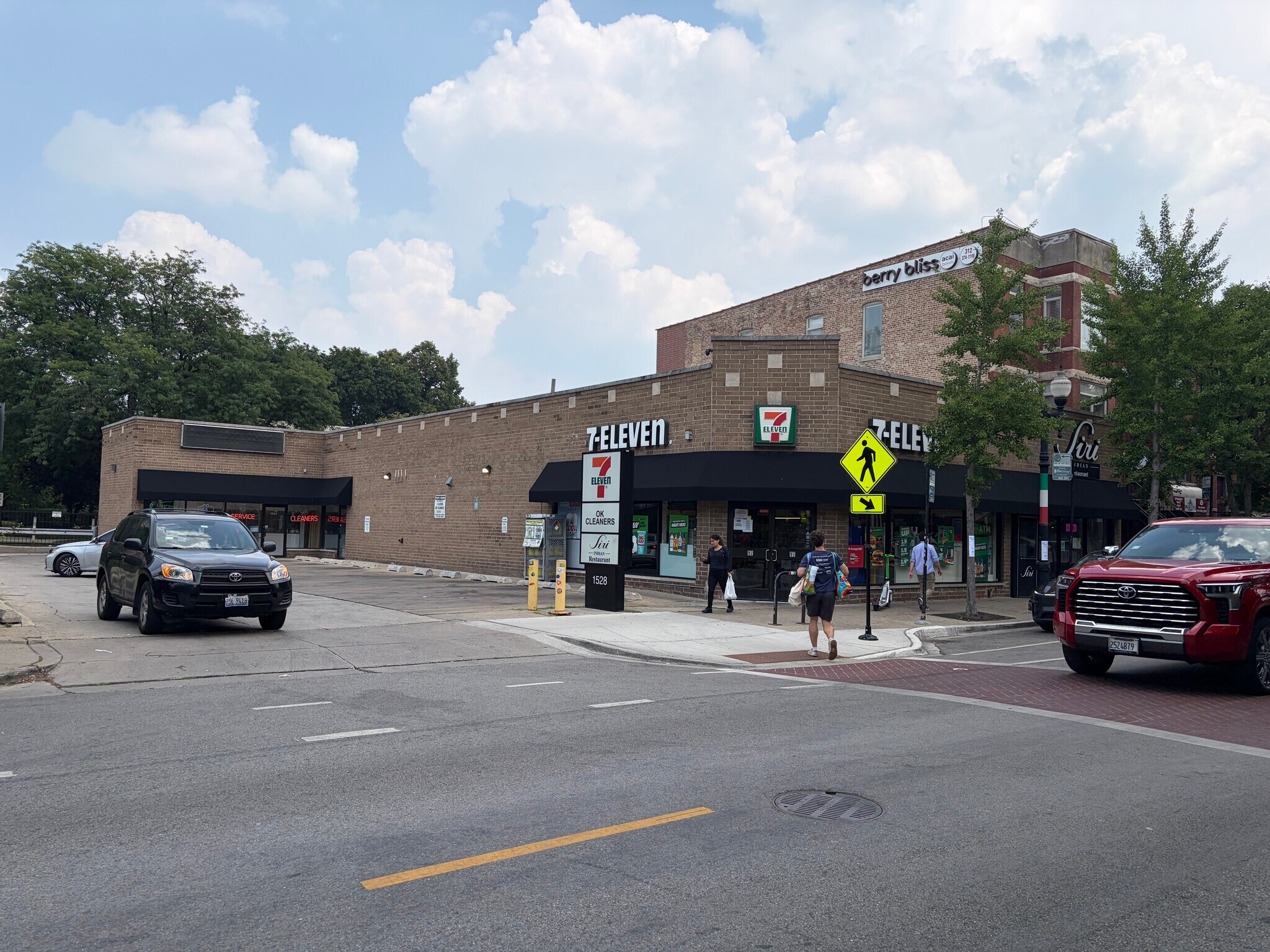 1524 W Taylor St, Chicago, IL for Rent