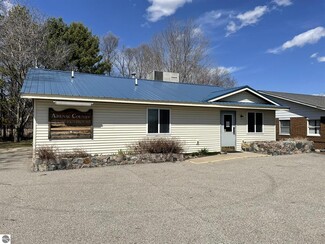 Standish, MI Office/Residential - 1010 W Cedar St
