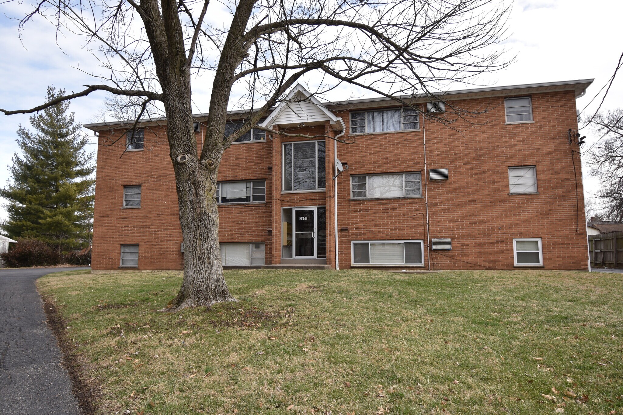 7240 Longwood Ct, Cincinnati, OH for Sale