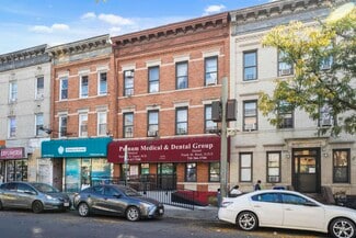 Ridgewood, NY Retail - 1670 Putnam Ave