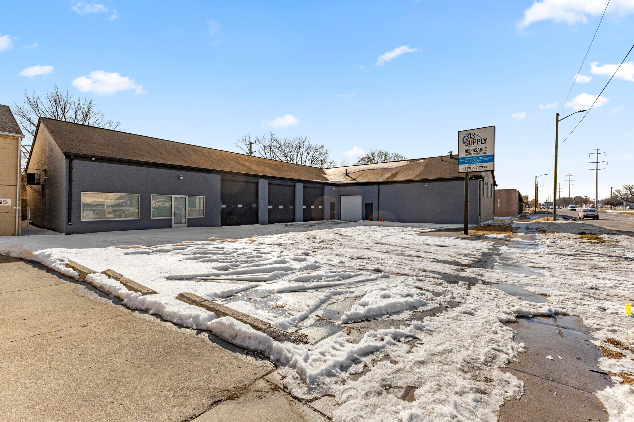 26289 W Eight Mile Rd, Redford Township, MI for Rent