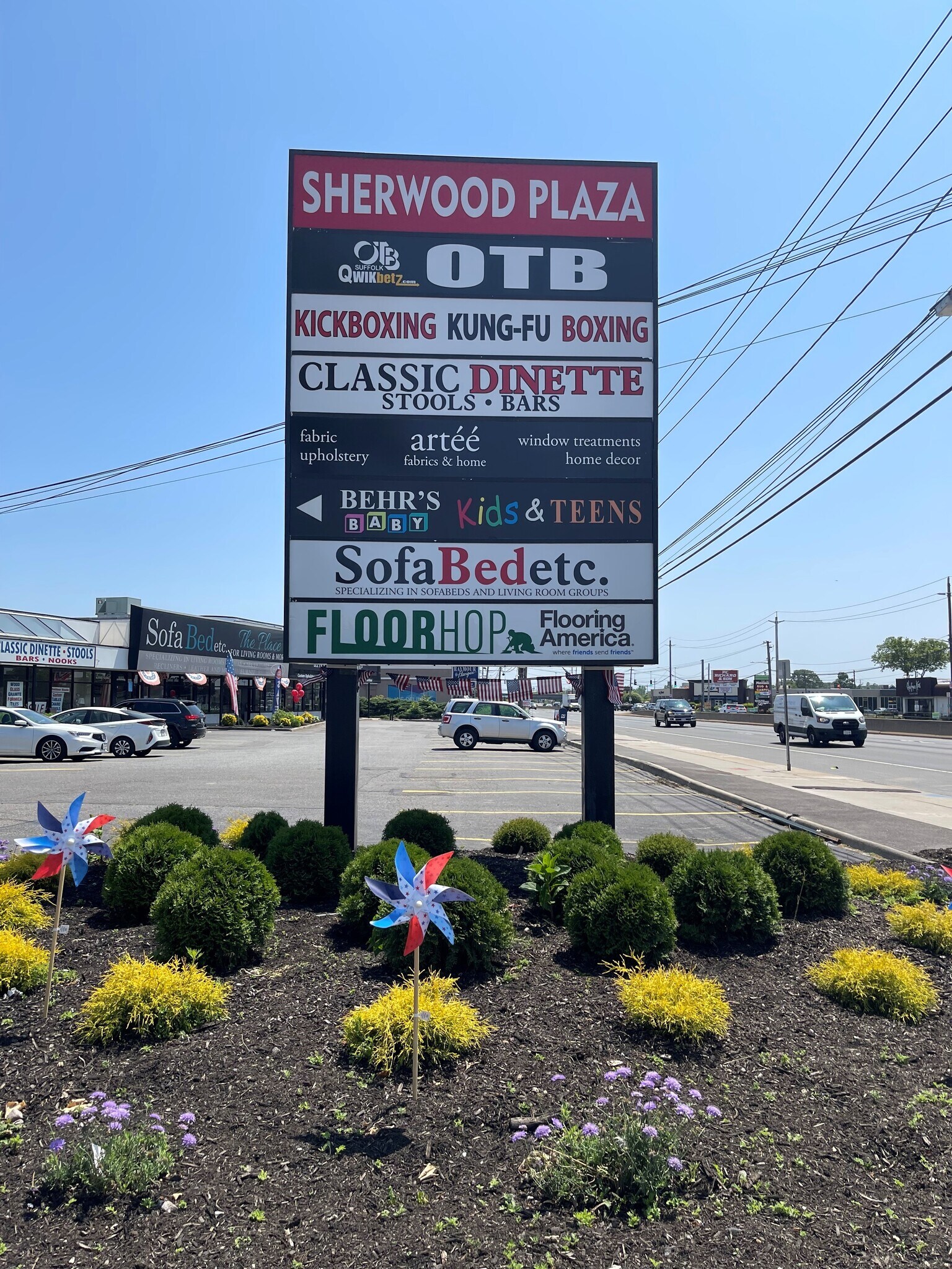 1693 Broadhollow Rd Farmingdale, NY 11735 Retail Property for Lease