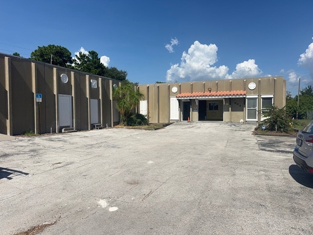 904 Anclote Rd, Tarpon Springs, FL for Sale