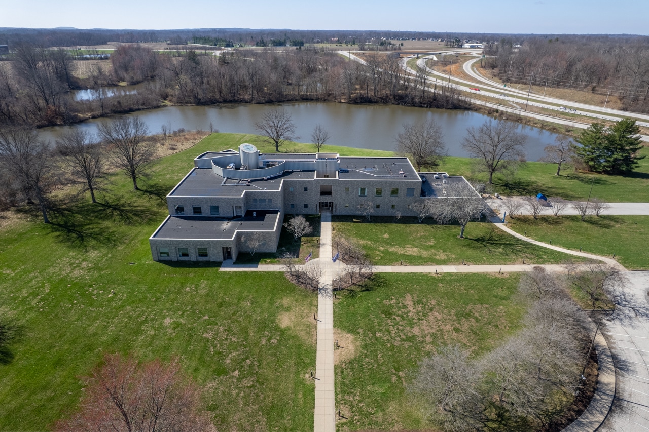 5775 Moyer dr, Terre Haute, IN for Sale