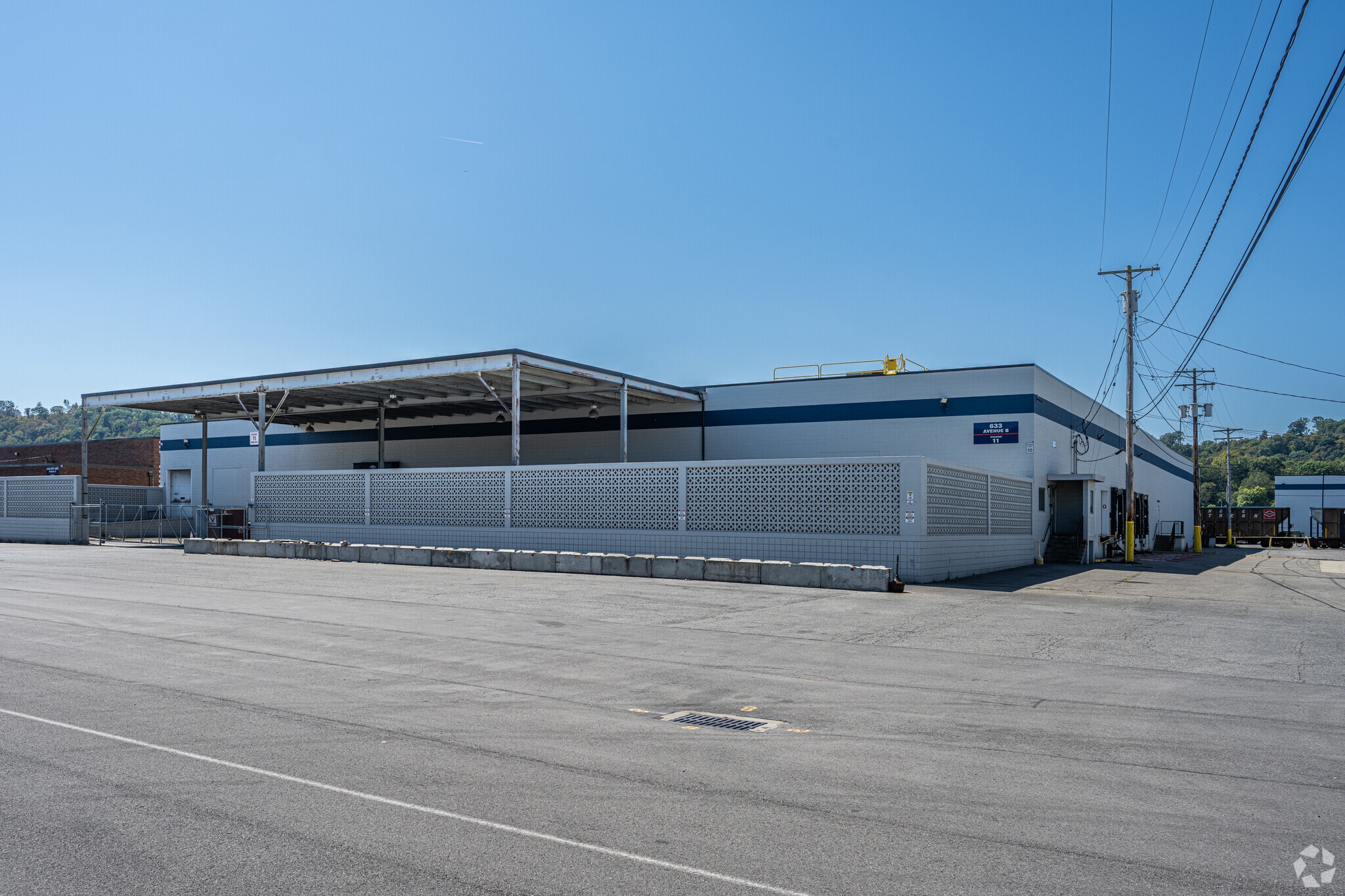 633 Avenue B, Leetsdale, PA for Rent