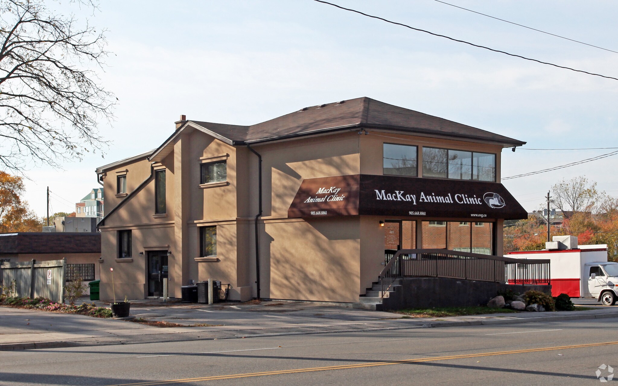 421 Dundas St E, Whitby, ON for Rent