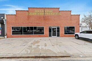Atmore, AL Storefront - 111 W Ridgeley St
