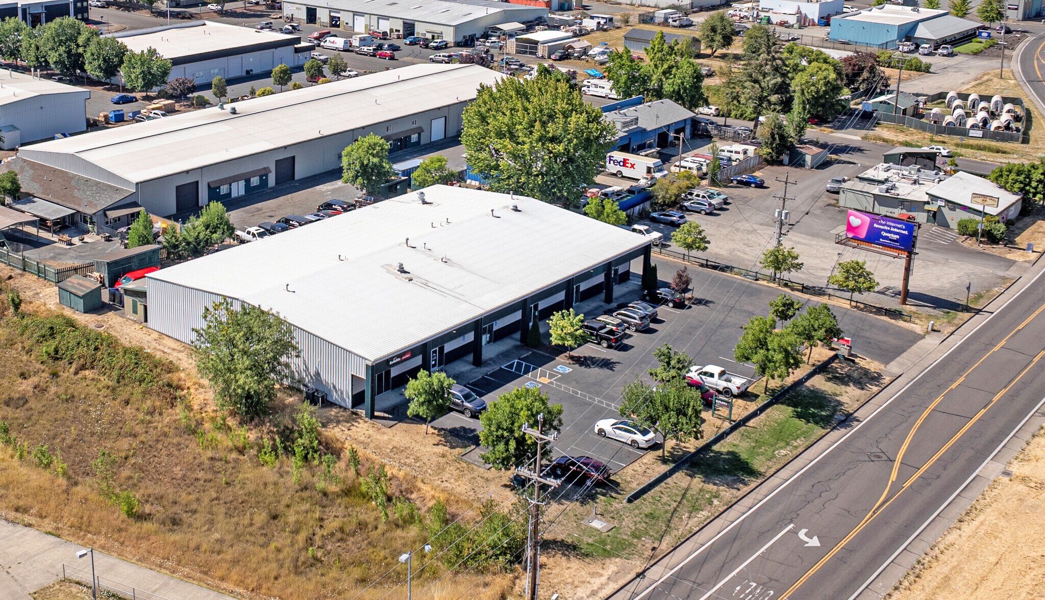 784 S Bertelsen Rd, Eugene, OR for Sale