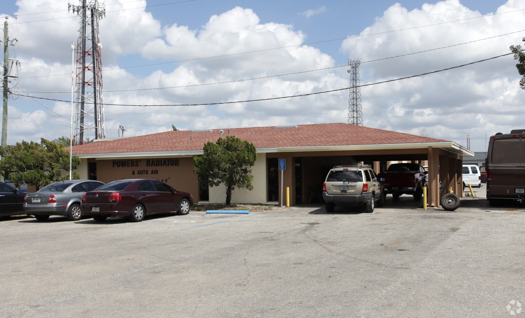 2559 Fowler St, Fort Myers, FL for Rent