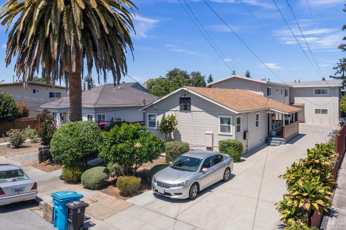 227 Madrone St, Redwood City, CA for Sale