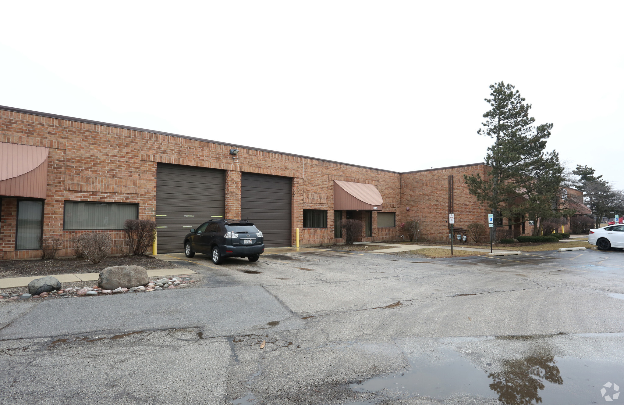 827-847 N Central Ave, Wood Dale, IL for Rent