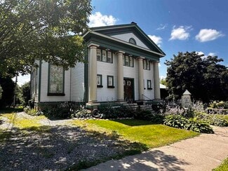 Neillsville, WI Storefront Retail/Office - 132 E 4th St