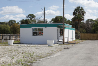 North Fort Myers, FL undefined - 14290 N Cleveland Ave