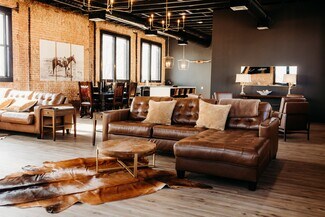 Crockett, TX Storefront Retail/Office - 101 S 4th St