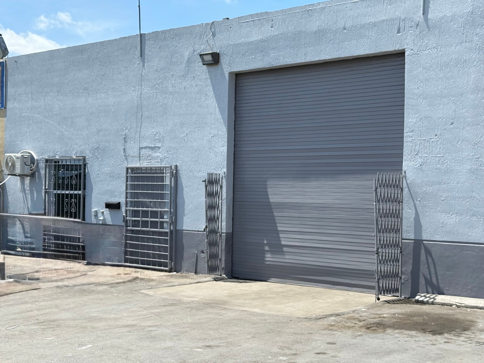 3771 NW 51st St, Miami, FL for Rent