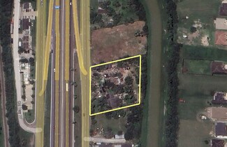 Olmito, TX Commercial Land - 6890 Expressway 77