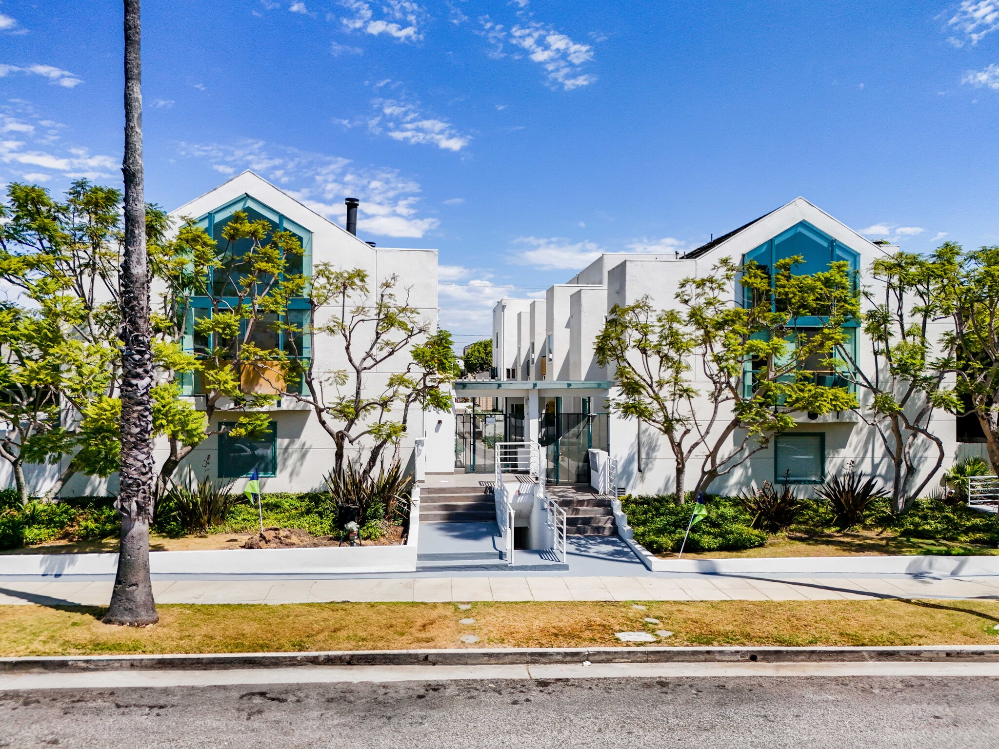 807-811 21st St, Santa Monica, CA for Sale