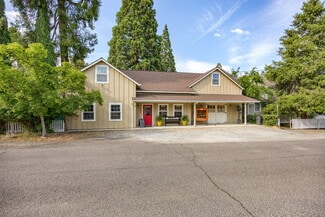 Jacksonville, OR Retail - 205 E D St