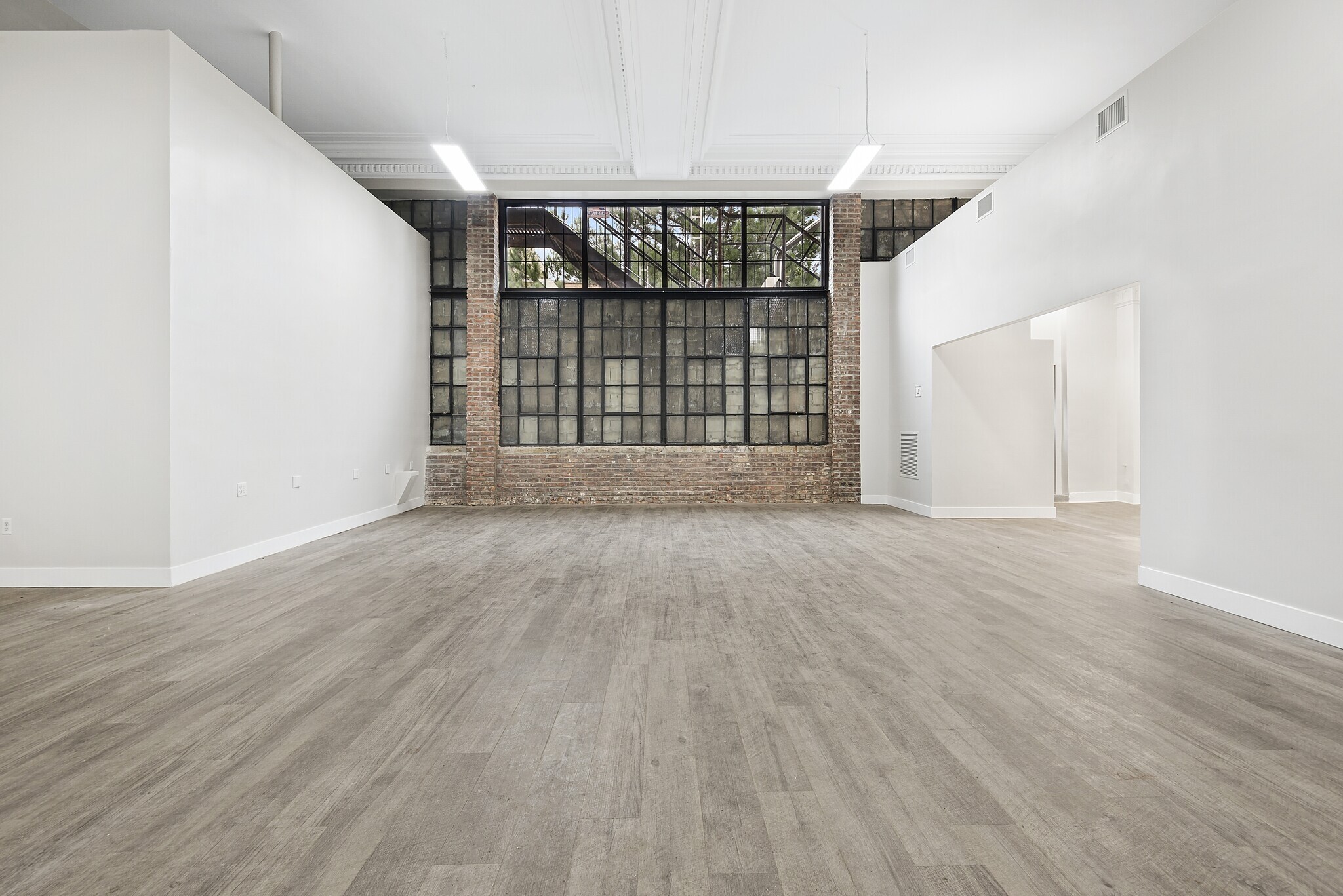 736-738 Manhattan Ave, Brooklyn, NY for Rent