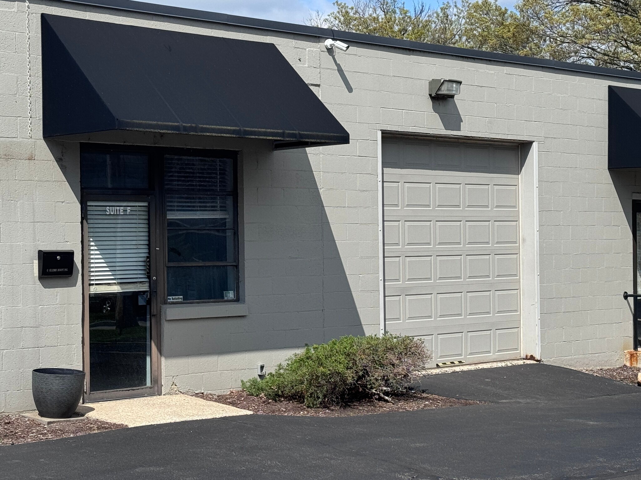 321-325 Stevens St, Geneva, IL for Rent