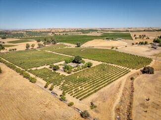 Paso Robles, CA Specialty - 5055 Rancho La Loma Linda Dr