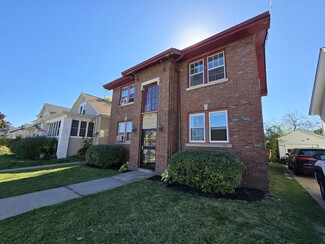 Racine, WI Apartments - 2701 Arlington Ave