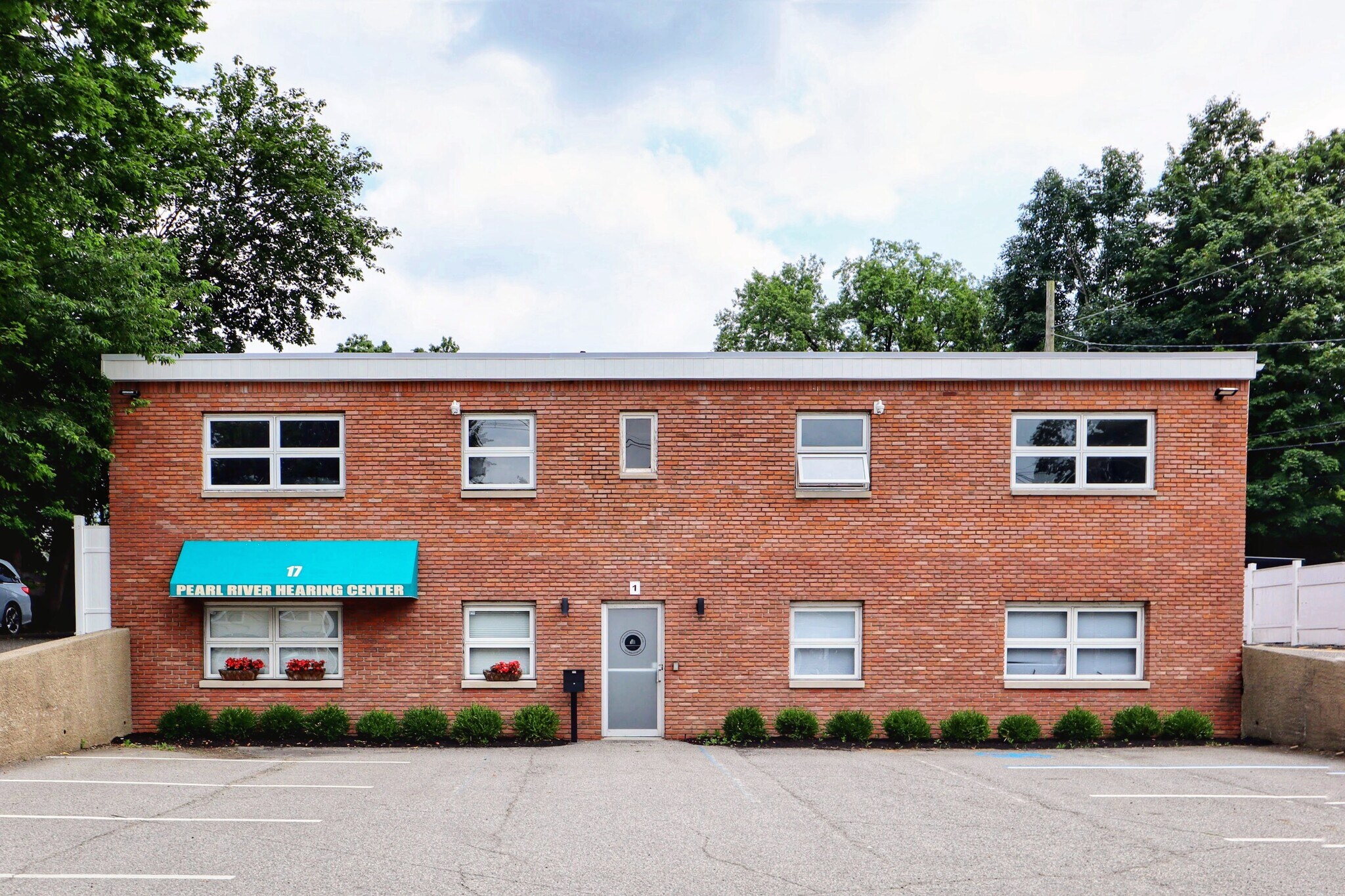 1 Old Middletown Rd, Pearl River, NY for Rent