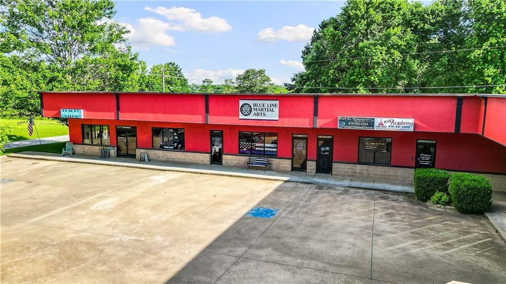 201-229 Lee Town Rd, Pea Ridge, AR for Sale