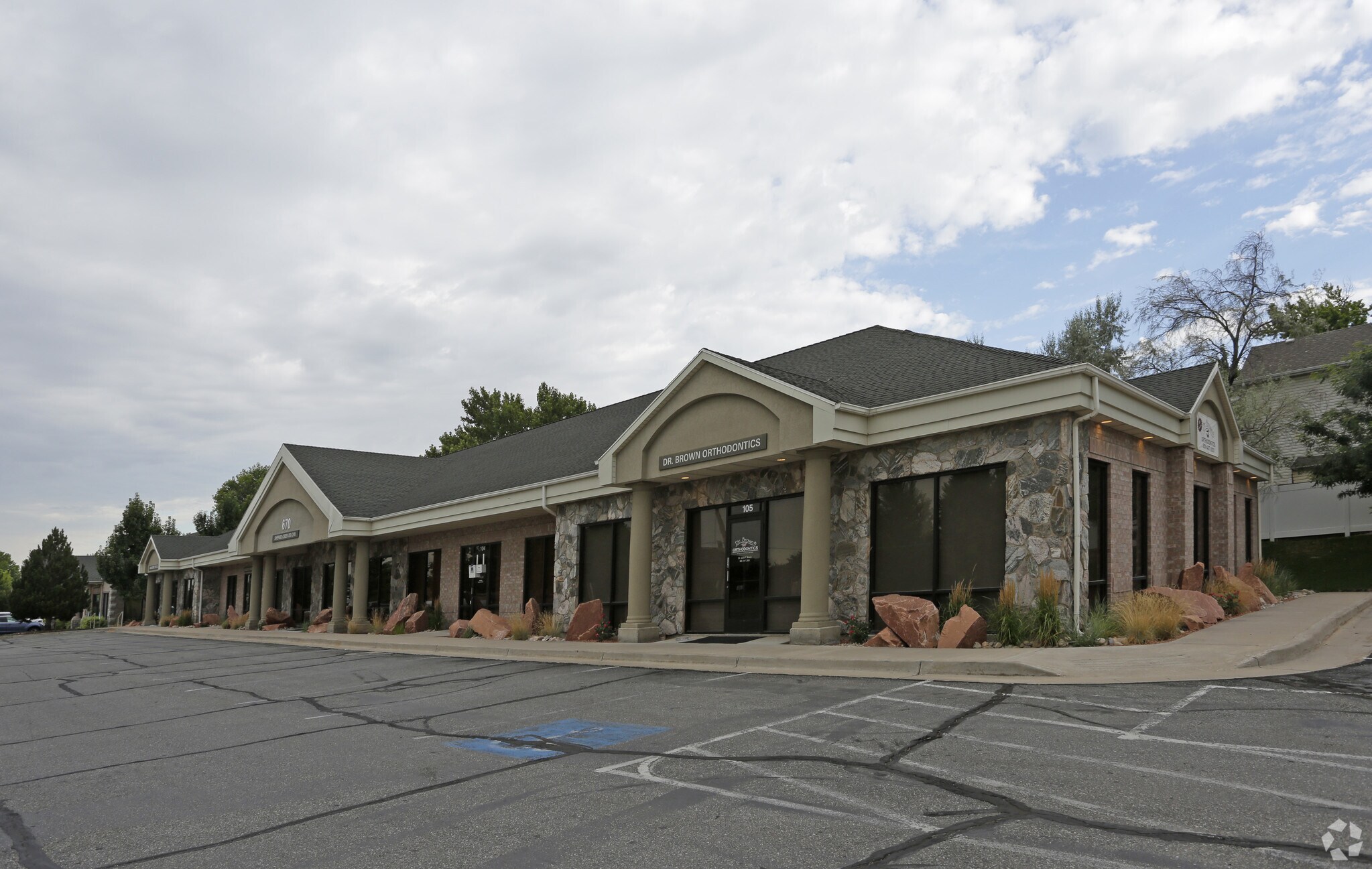 670 W Shepard Ln Farmington, UT 84025 Office Property for Sale on