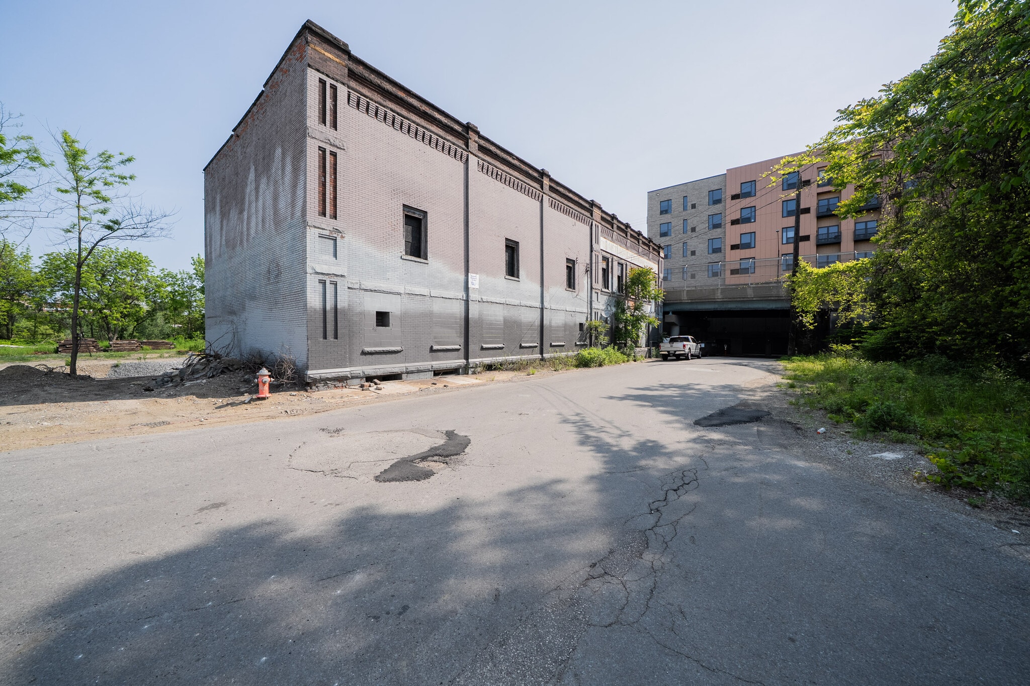 2446 25th St, Cleveland, OH for Sale