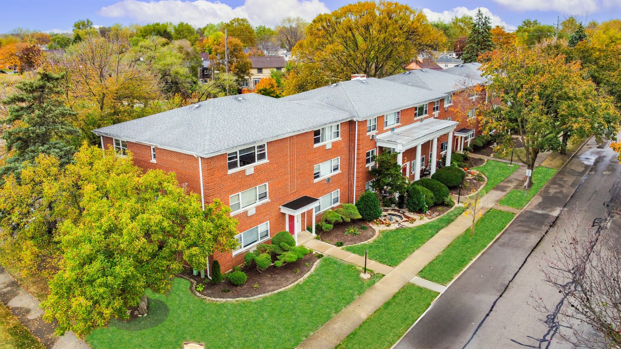 560-570 Princeton st, Des Plaines, IL for Sale