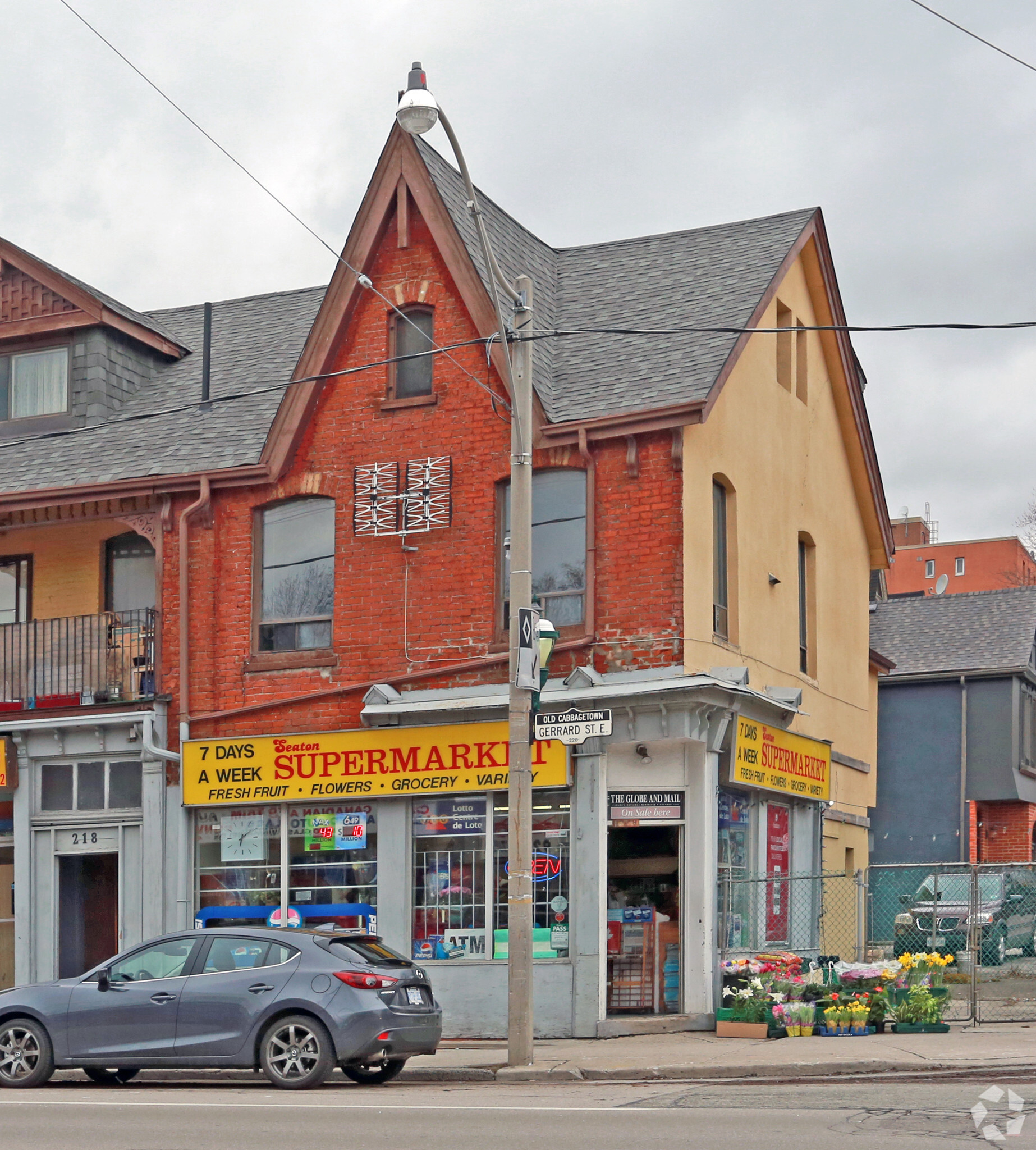 220 Gerrard St E, Toronto, ON for Rent