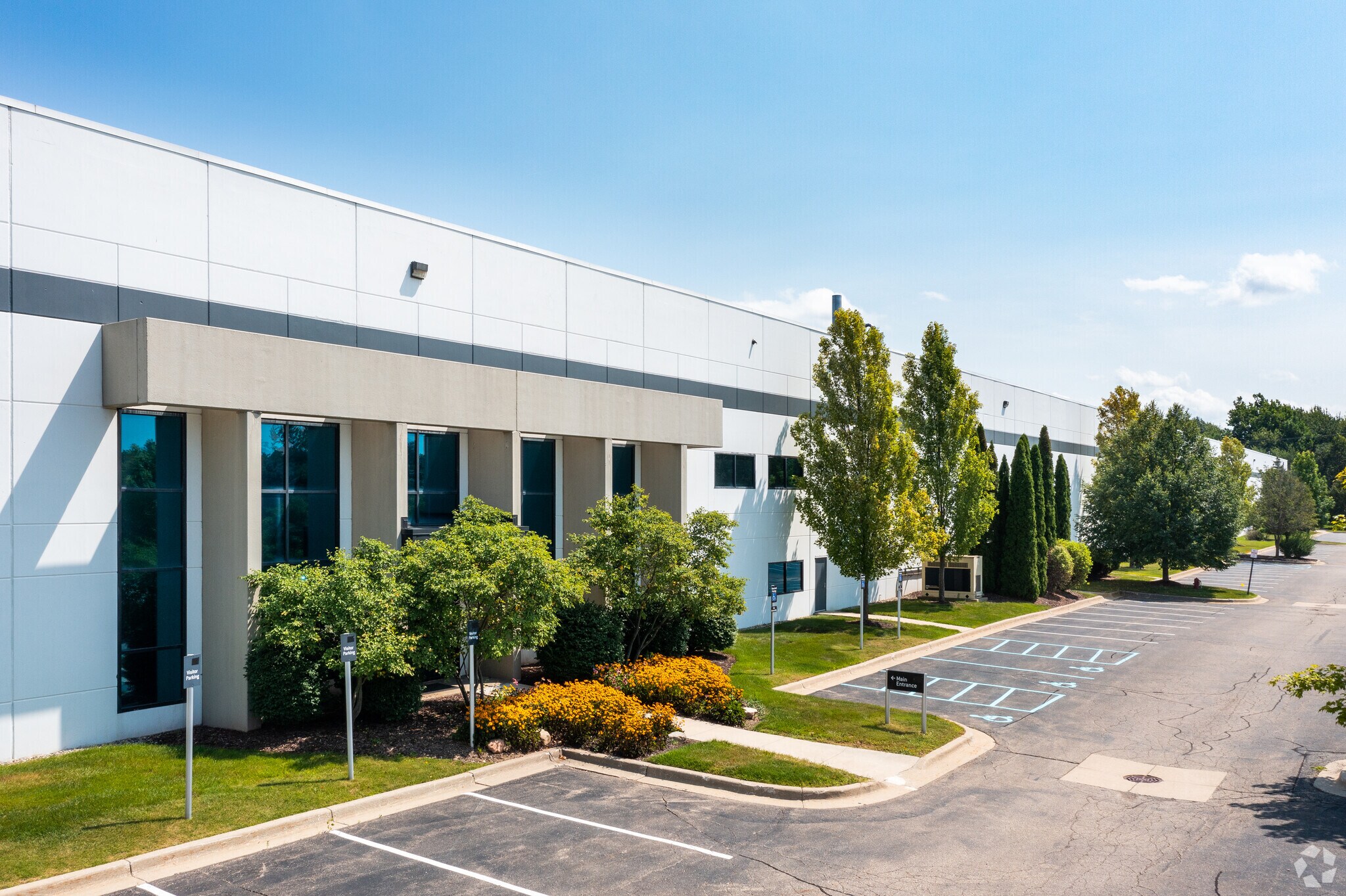 38100 Ecorse Rd Romulus, MI 48174 Industrial Property for Lease on