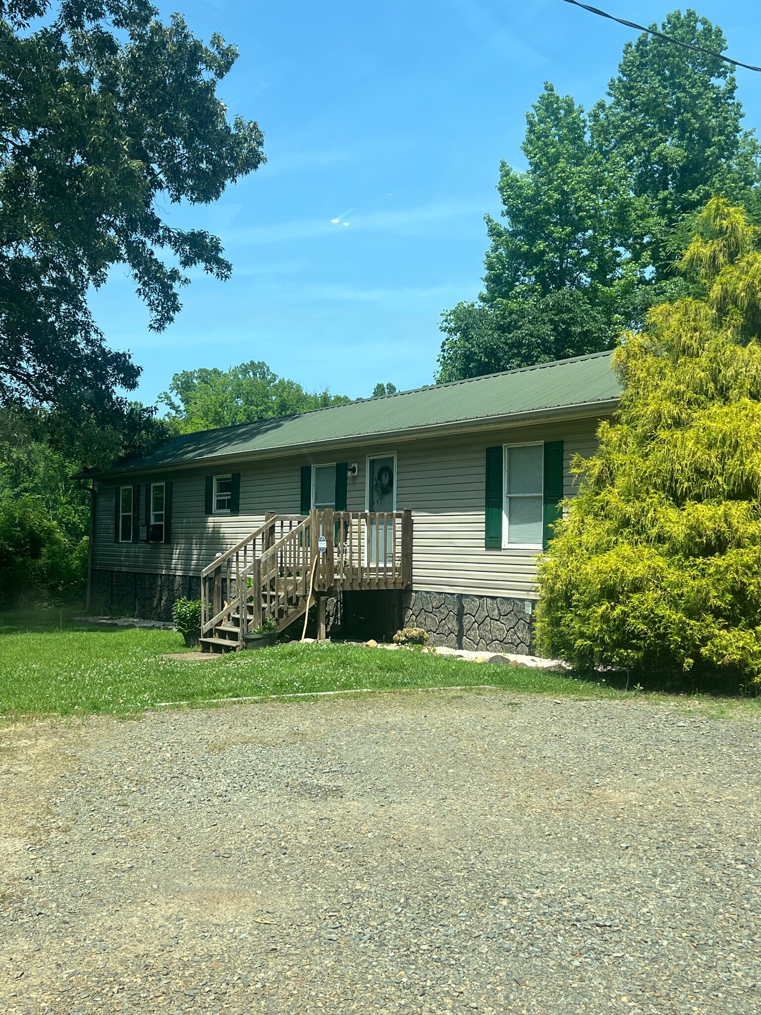100 San Carlos Dr, Granite Quarry, NC for Sale