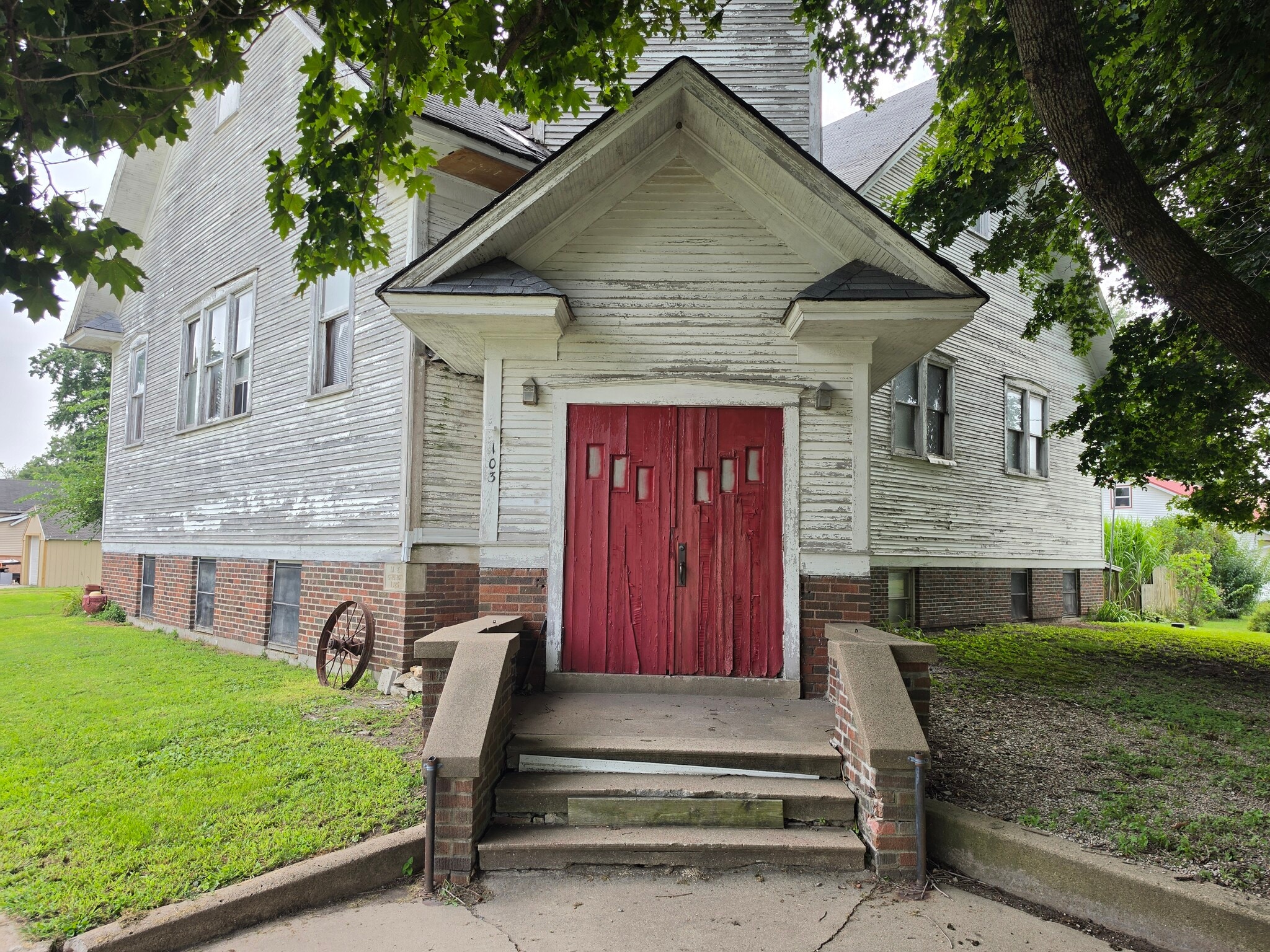 103 Pearl St, Thornburg, IA for Sale