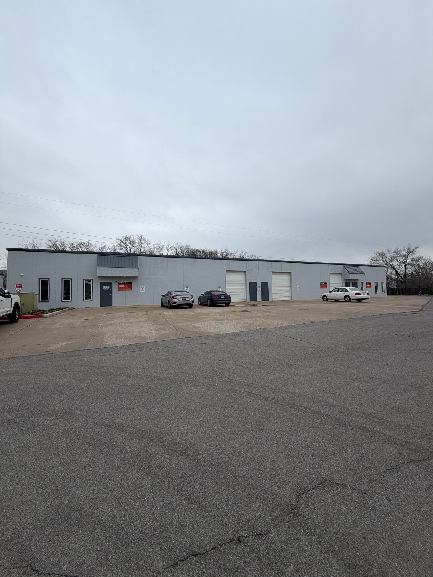 11513 Strang Line Rd, Olathe, KS for Rent