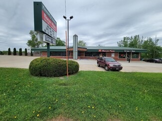 Waterloo, IA Retail - 3032 Ansborough Ave