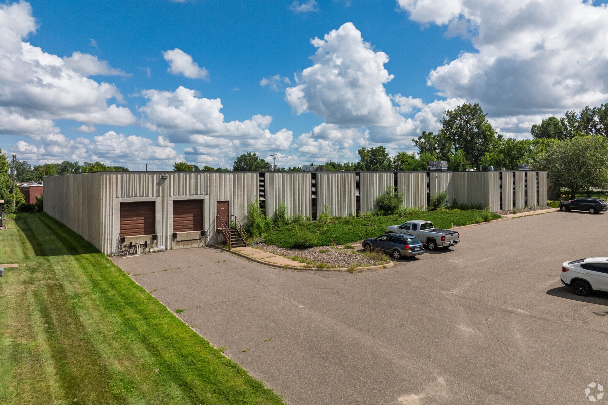 3560 Hoffman Rd E, Vadnais Heights, MN for Sale