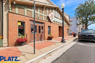 Salem, OH Restaurant - 256 E State St