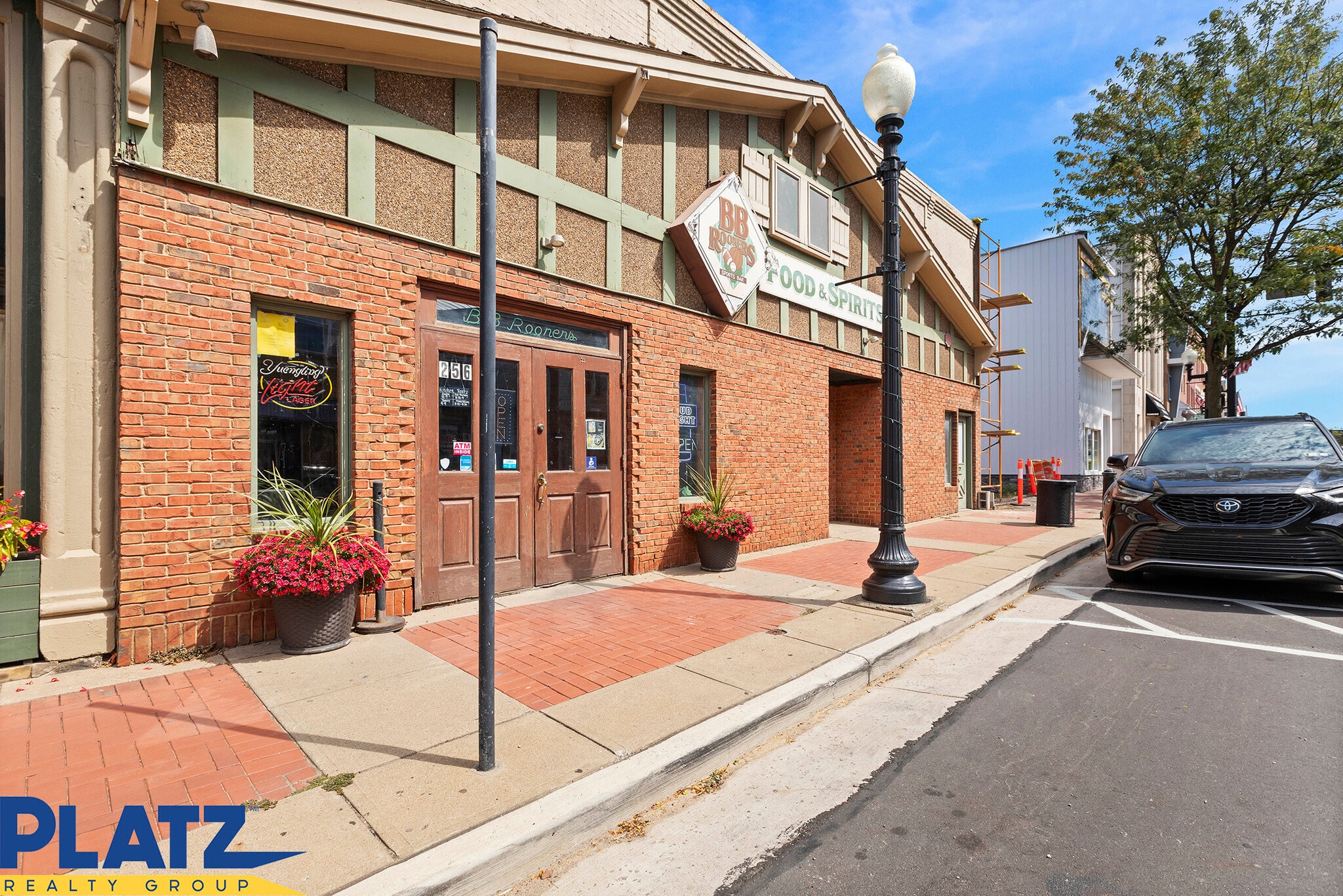 256 E State St, Salem, OH for Sale