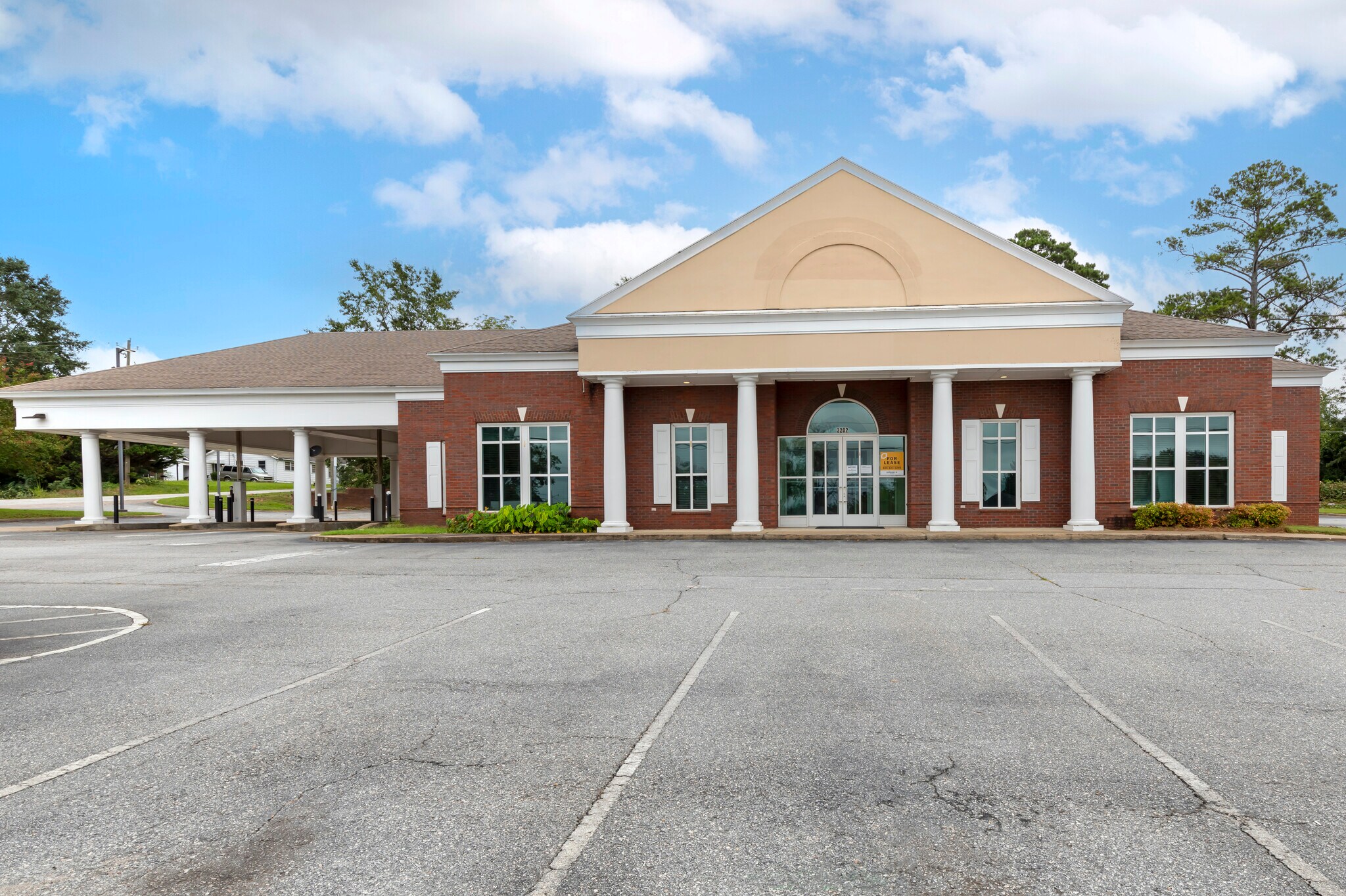 3202 20th Ave Valley, AL 36854 Retail Property for Lease on