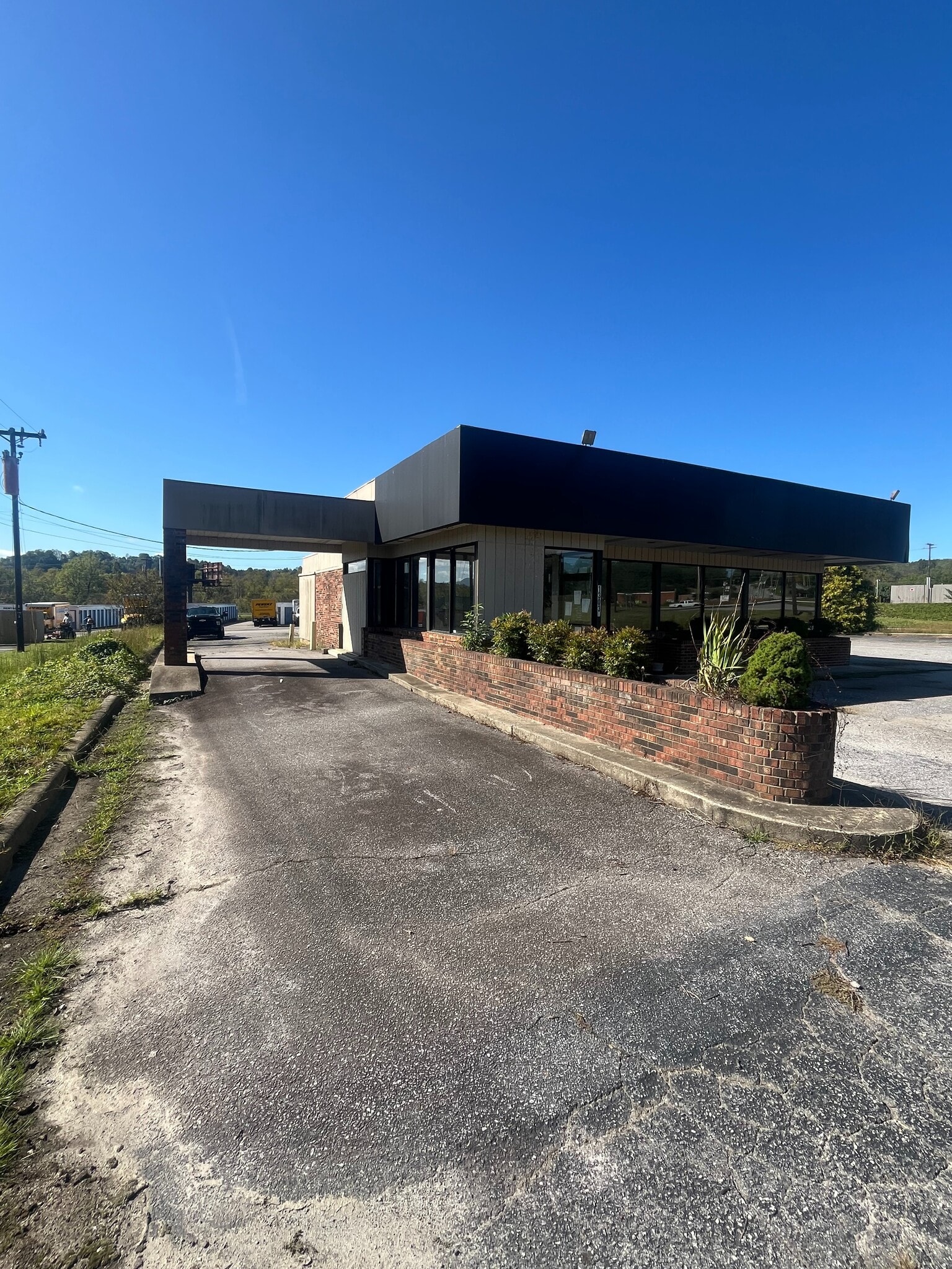 1303A Curtis Bridge Rd, Wilkesboro, NC for Sale