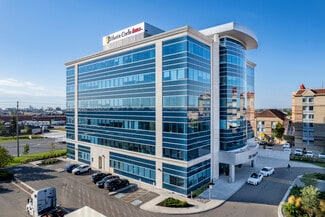 Mississauga, ON undefined - 218 Export Blvd