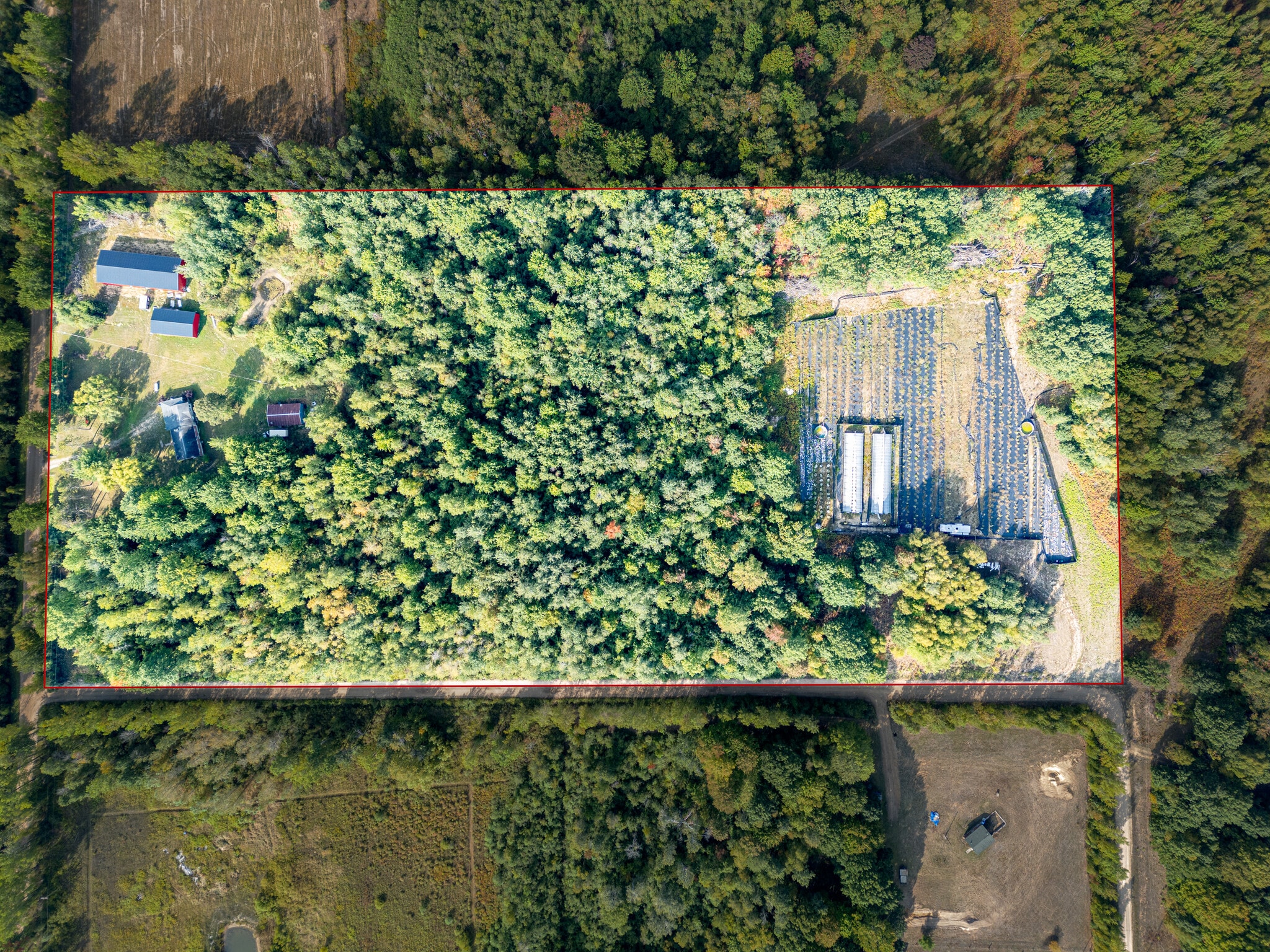 5852 County Line Rd, Coleman, MI for Sale