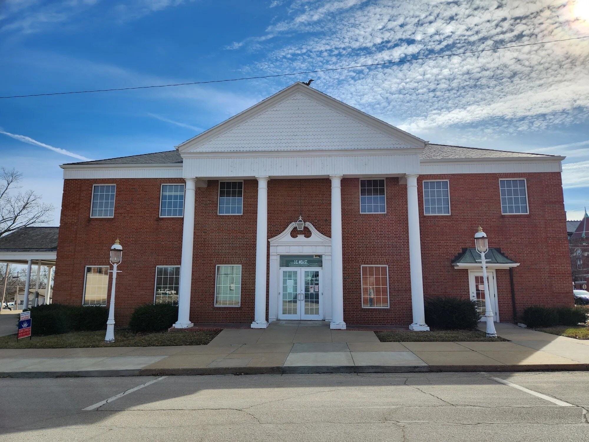 3 E Wea St, Paola, KS for Sale