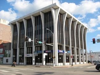 Council Bluffs, IA Office - 421 W Broadway Council Bluffs, IA Office - 421 W Broadway