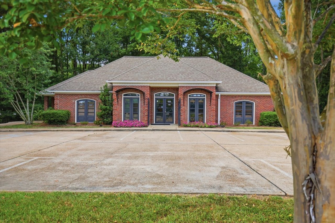 200 Forest View Dr, Raymond, MS for Rent