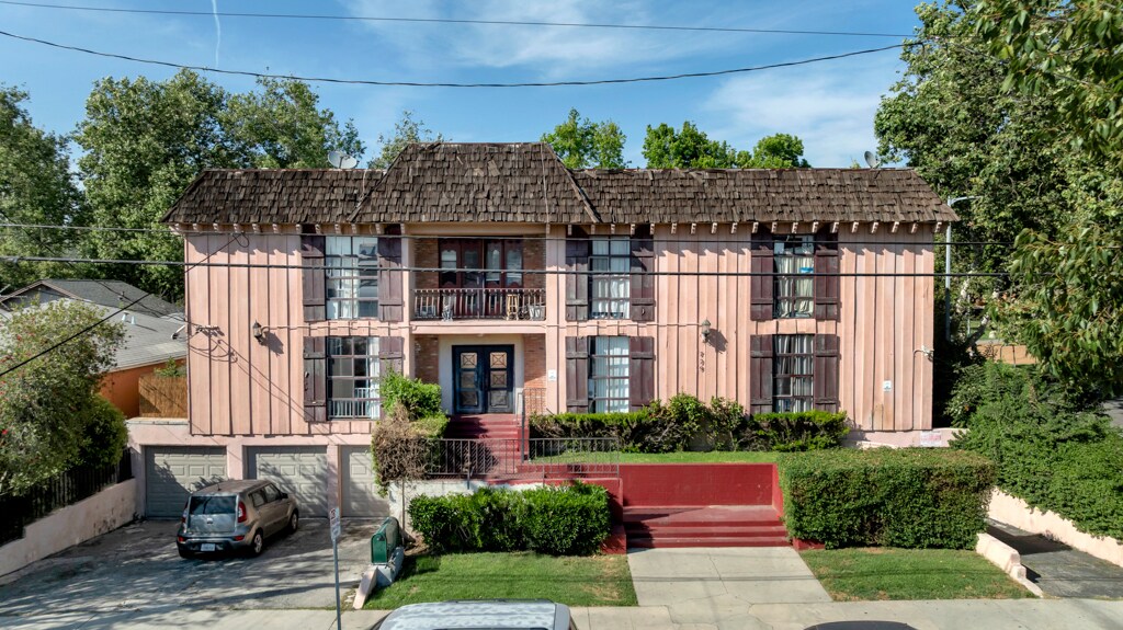 729 Raleigh St, Glendale, CA for Sale
