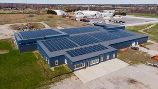 Petrolia, ON Industrial - 260 Centre St