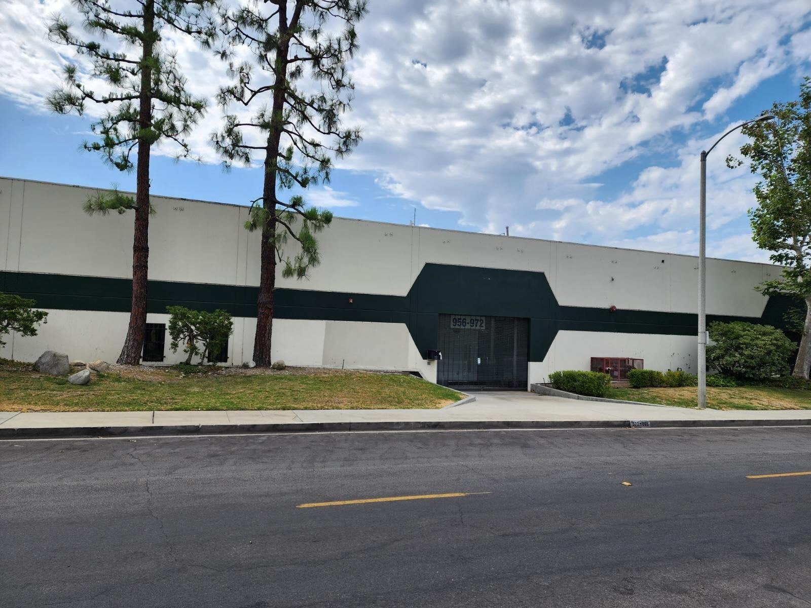 956-972 Griswold Ave, San Fernando, CA for Rent